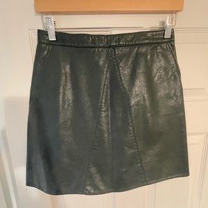 Hunter green Zara mini skirt
